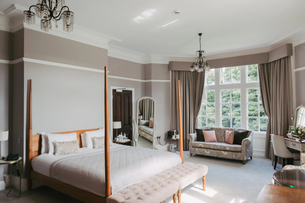 Woodlands Hotel