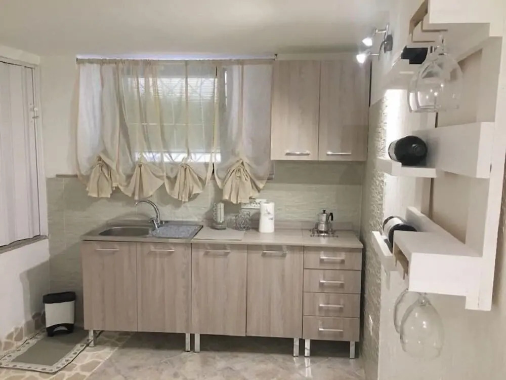 26 Suite Home