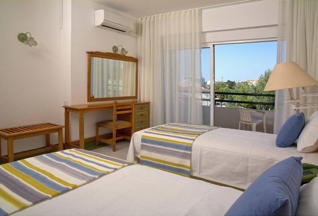 Ourabay Hotel Apartamento - Art & Holidays