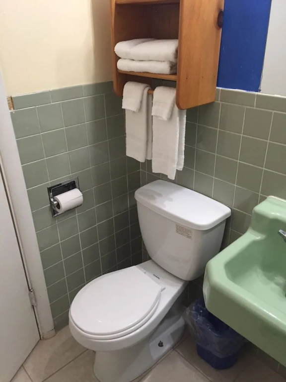 Biddeford Motel