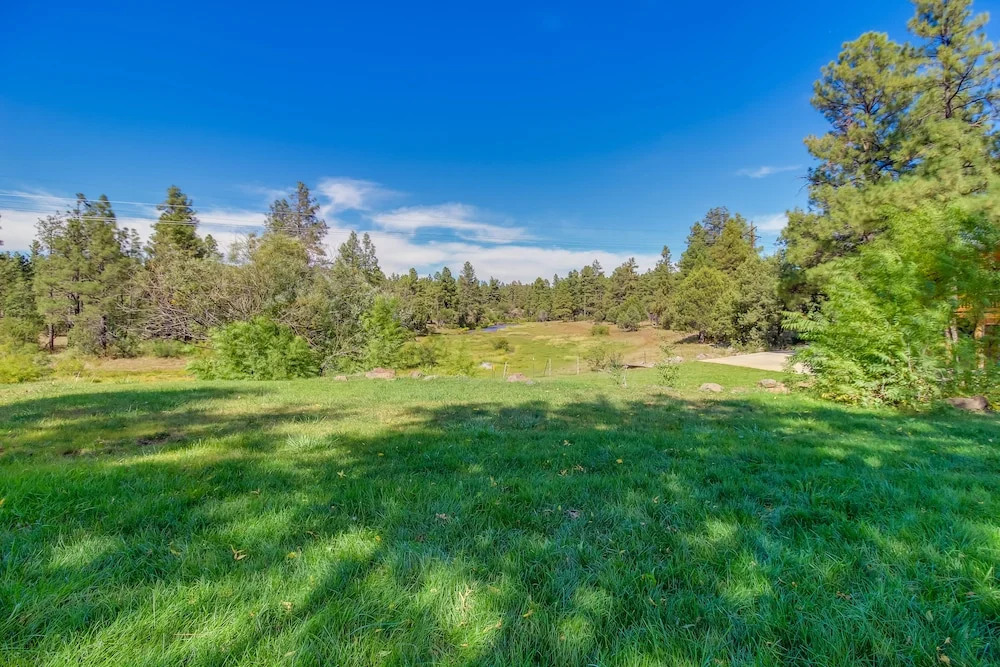 Peaceful Pinetop-lakeside Suite w/ Fire Pit!