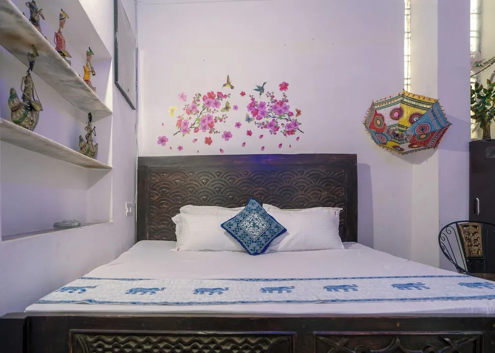 Soham Haveli - A Lake Facing Stay in Udaipur
