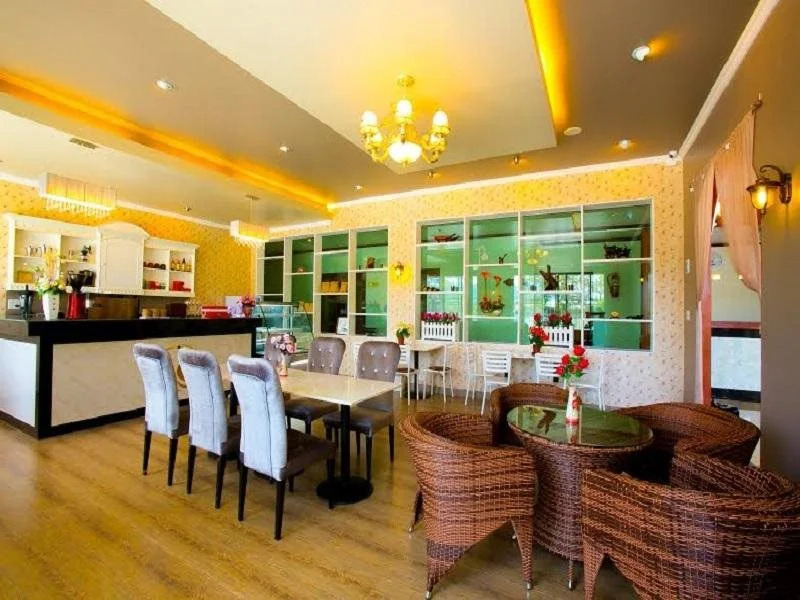 The Phoenix Hotel
