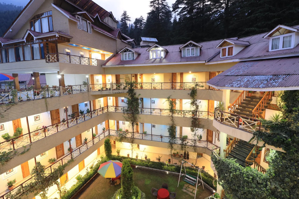 Snow Valley Resorts & Spa Manali