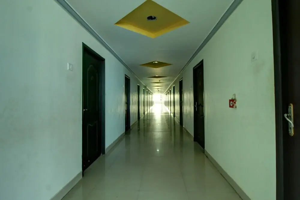 Hotel O by OYO Vasantham Inn