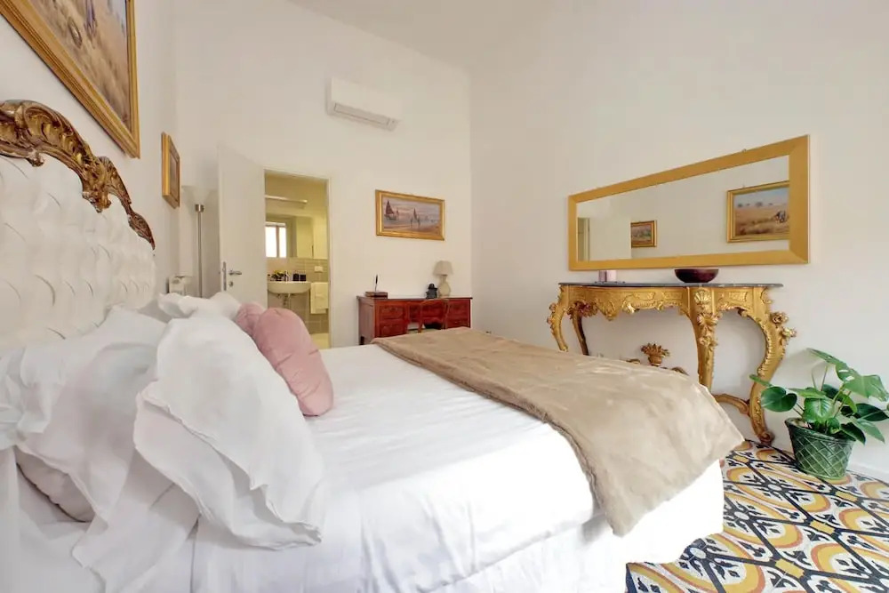 Treasurerome Opera Trevi Grand Suite 3BR