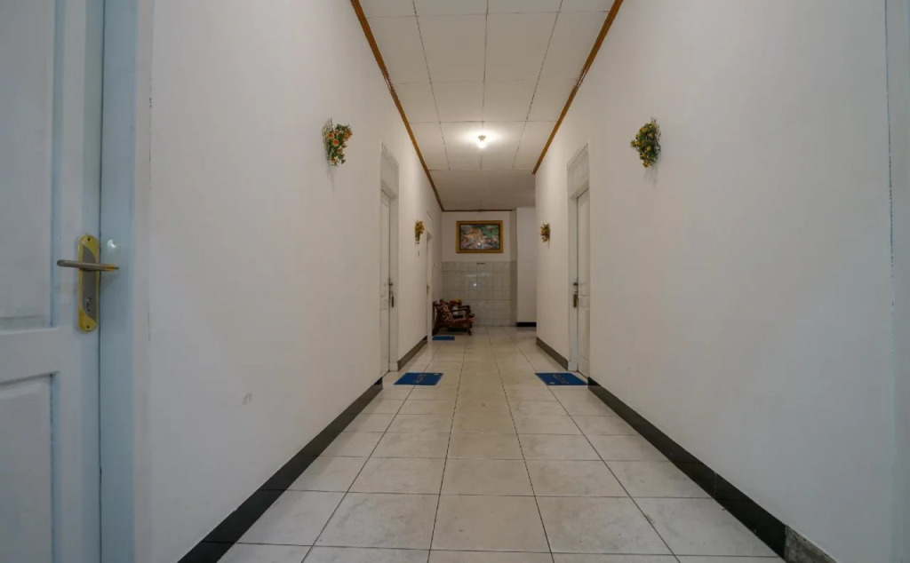 OYO 1216 Hotel Sejati