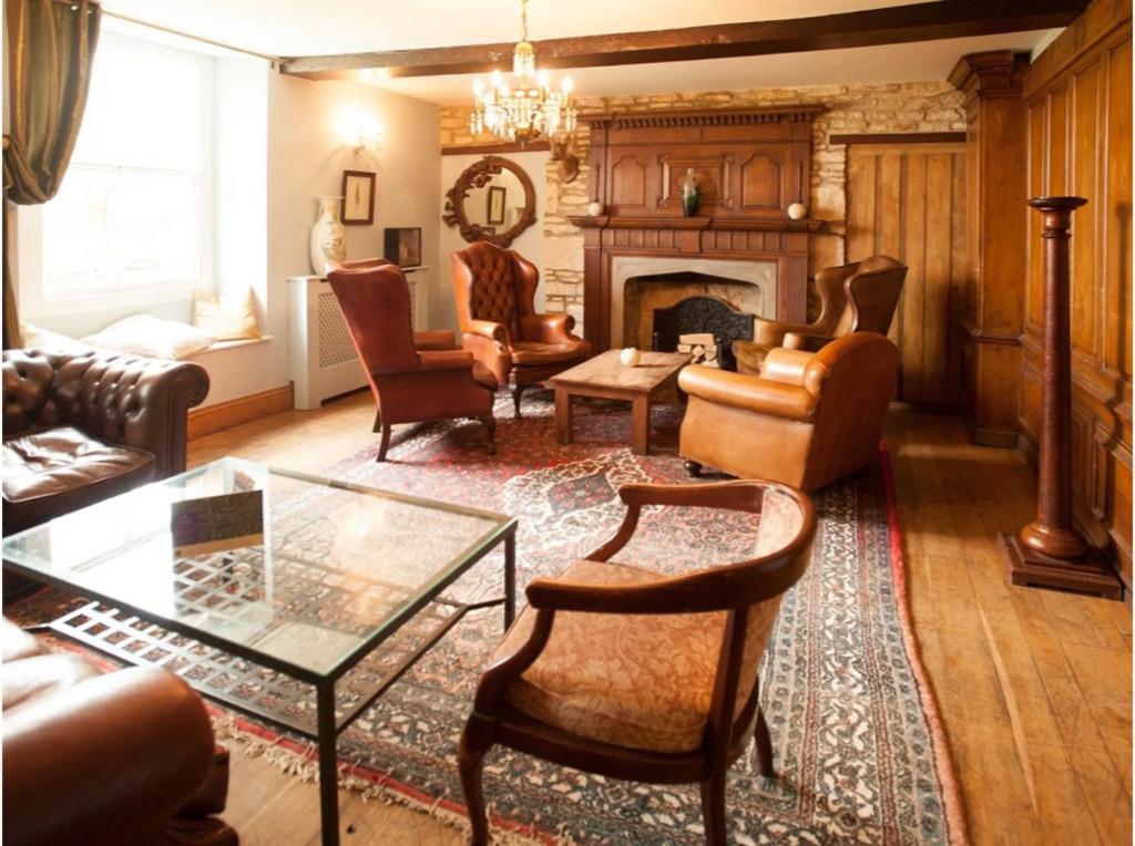The Old Lodge