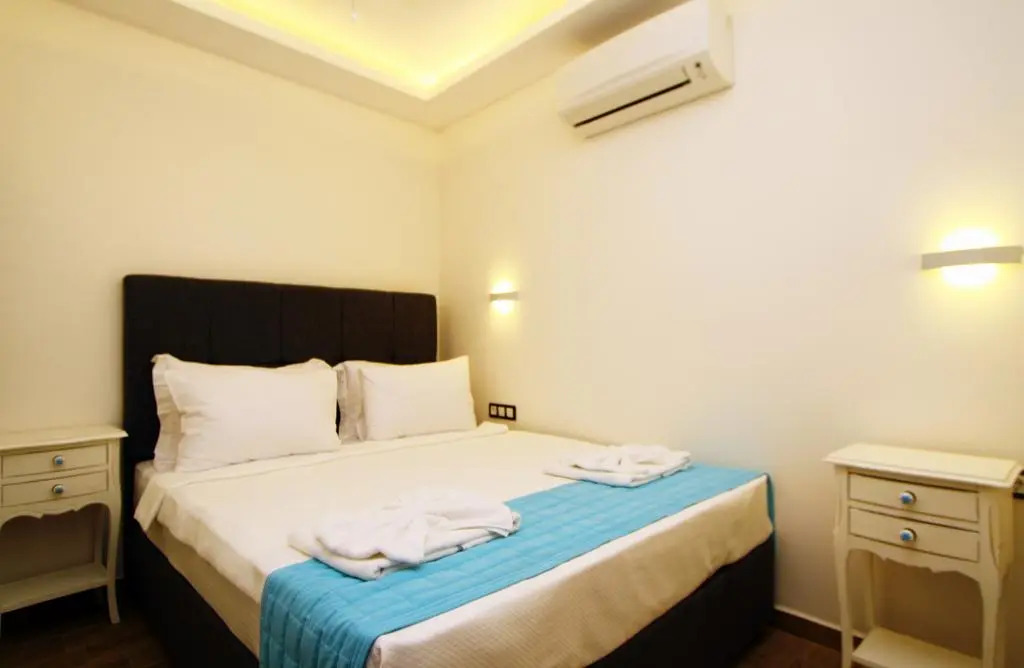 Çeşme Kale Taş Apart