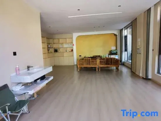 Yunshang · Fanchen Viewing Inn (Tiger Leaping Gorge Town Store)