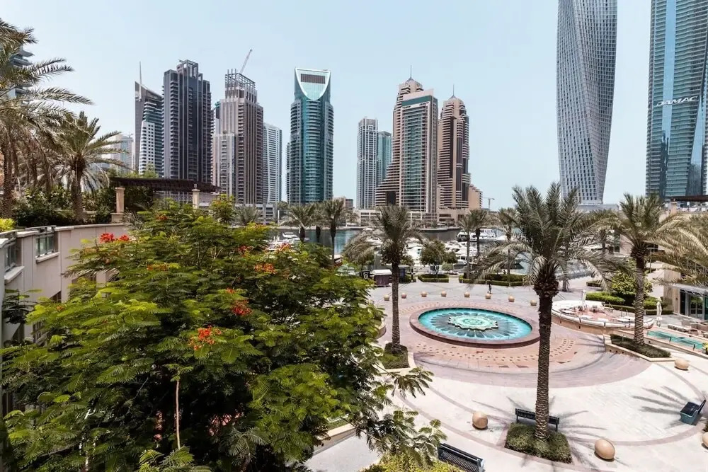 Elegant 3BR in Dubai Marina With Scenic Views!