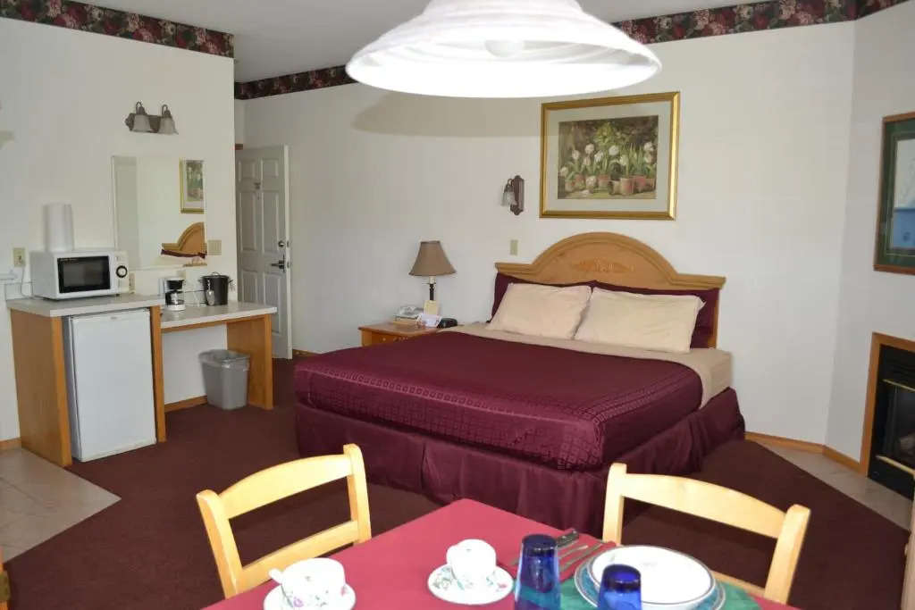 Anaco Bay Inn