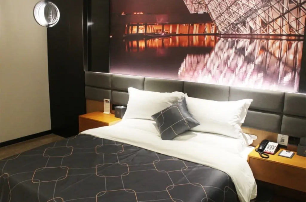 Chonpines Hotel·Guangzhou Rongchuang Wenlvcheng