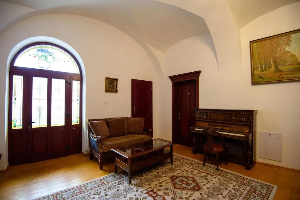 Armenopolis
