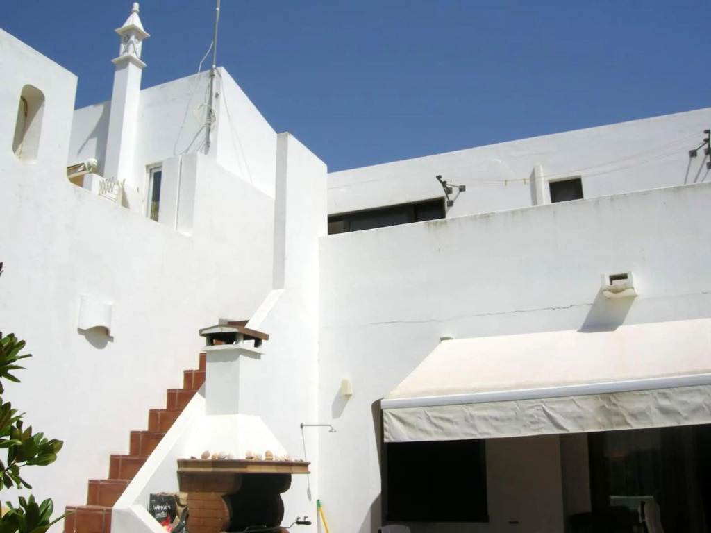 Welcoming House in Albufeira