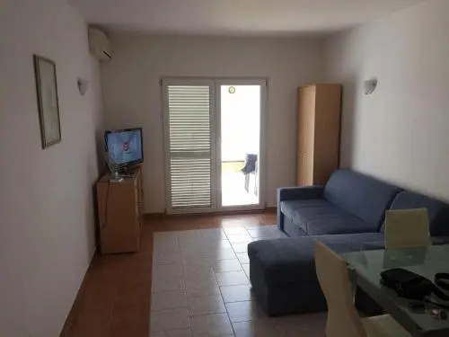 Apartment IB