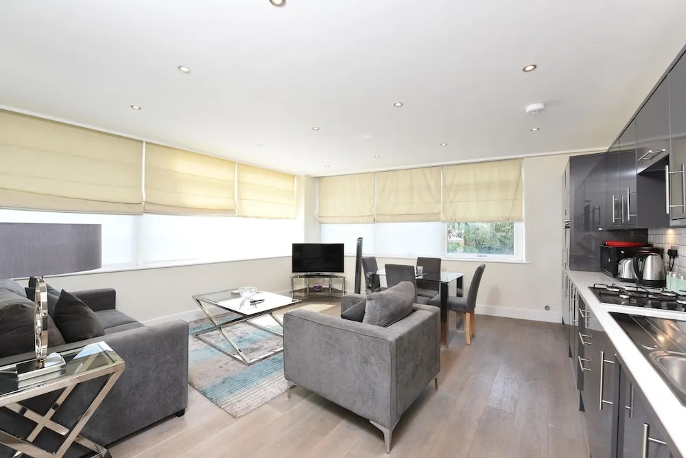 The Glasshouse Apartments