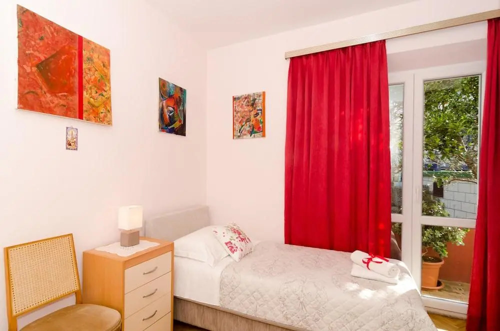 Apartment Red Orange