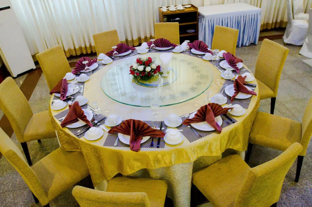 City Golf Resort Hotel