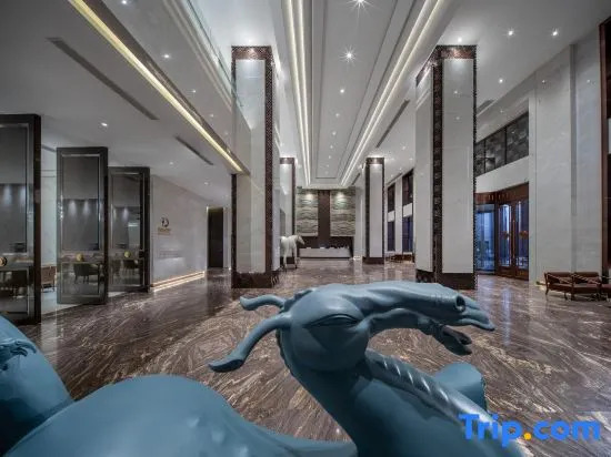 Qianxi Silk Road International Hotel (Zhangye High-speed Railway Station)