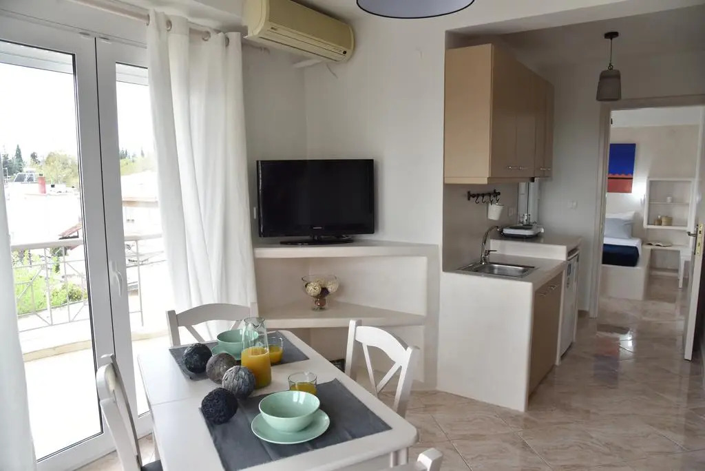 KyMa Studios and Suites