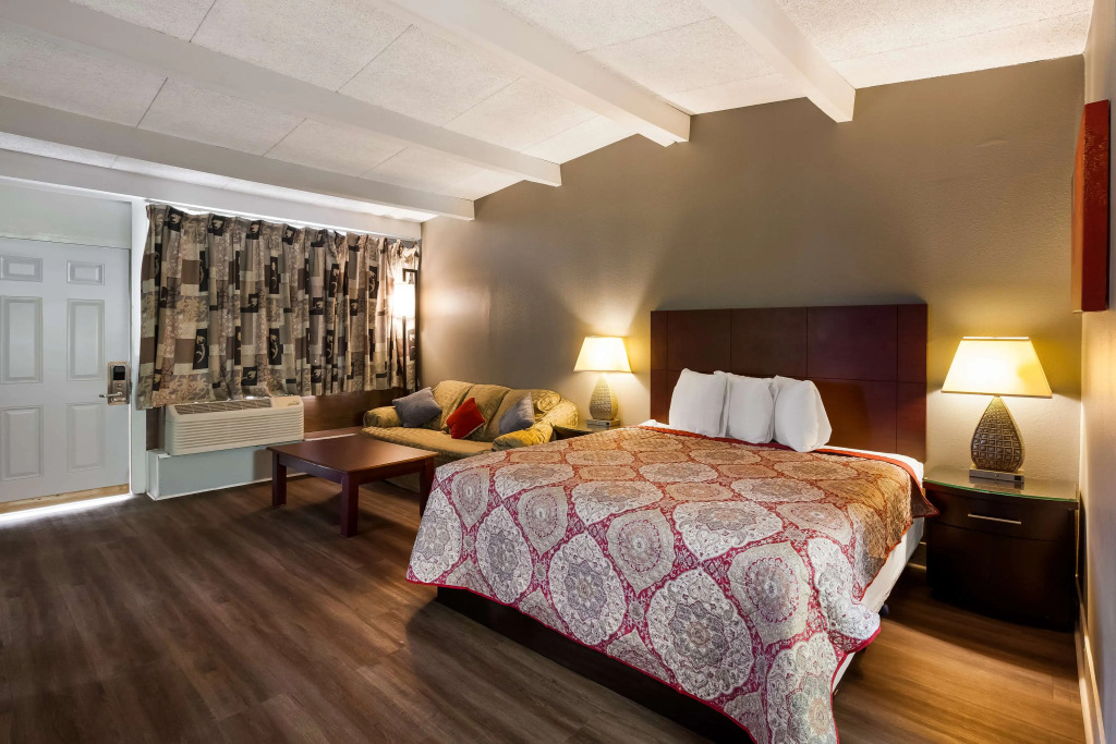 Knights Inn Fayetteville - Fort Bragg