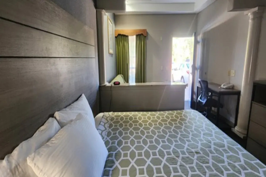Regency Inn Humble IAH - Intercontinental