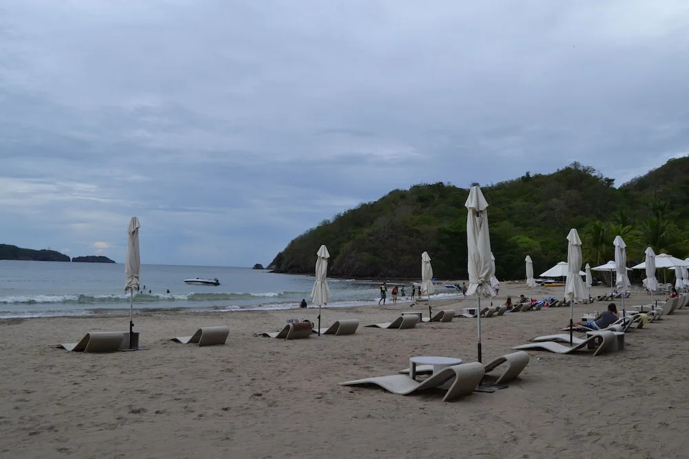 Apartment Carola B 711 at Pico de Loro