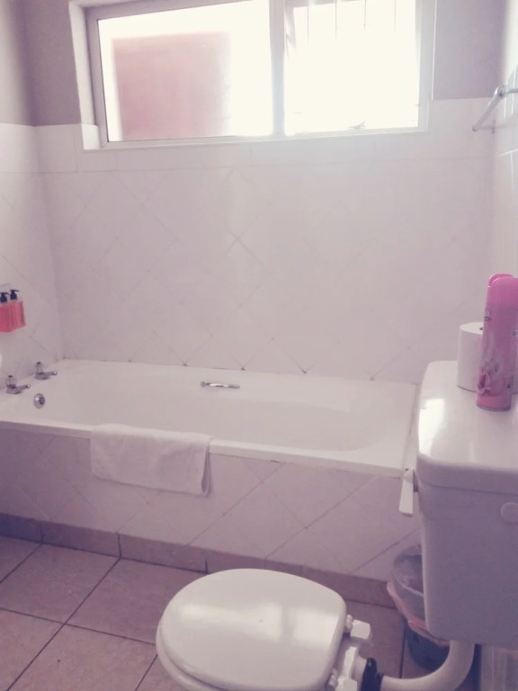 The Cottage Collection Paternoster