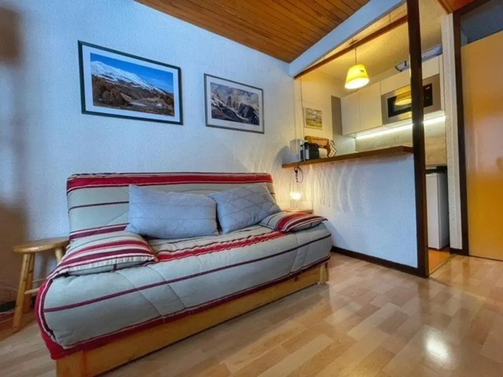 Appartement Vars, 1 pièce, 4 personnes - FR-1-330B-54