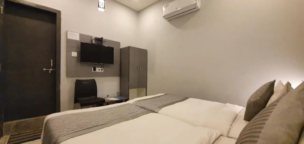 Nova Hotel New Crossroad