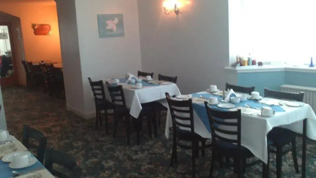 Dellwood Hotel