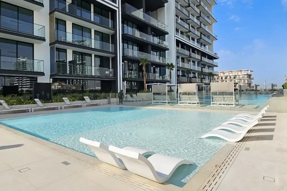 Tranquil 2 Bedroom in Binghatti Onyx With a Private Pool and City View