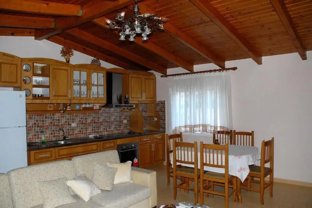 Villa Mucho