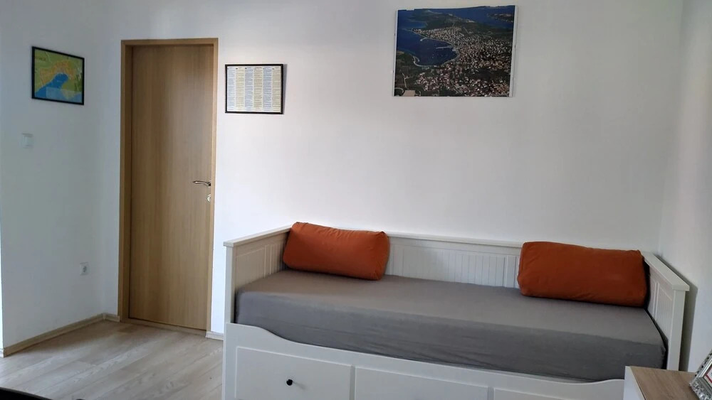 Lovely one Bedroom Apartment Mary in the Center