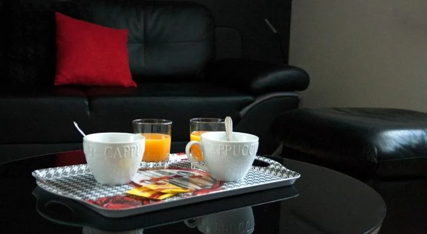 Une chambre a Neuilly