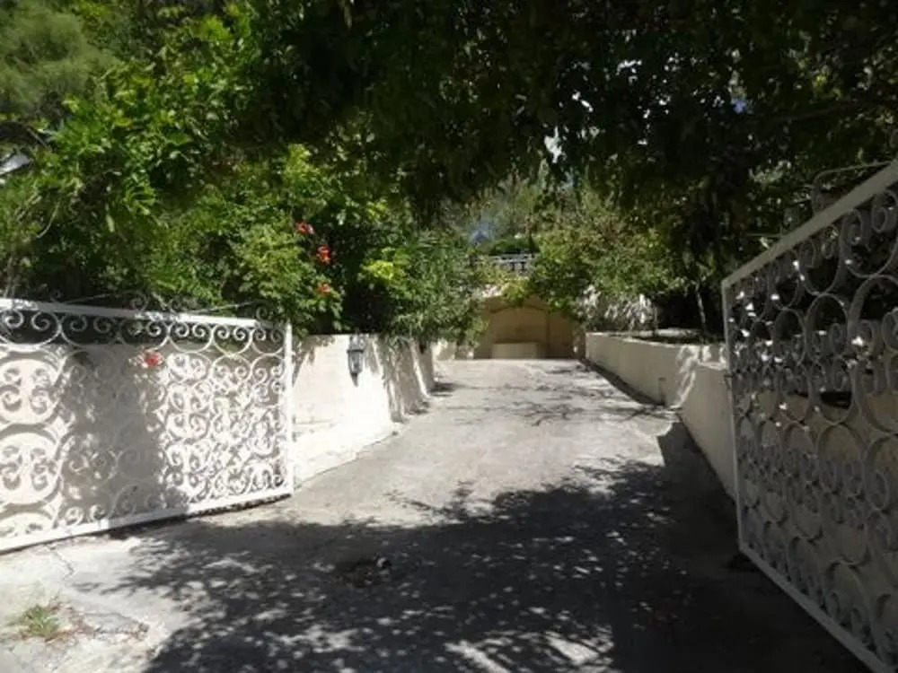 Villa With 3 Bedrooms in Saint-clément-de-rivière, With Wonderful Moun