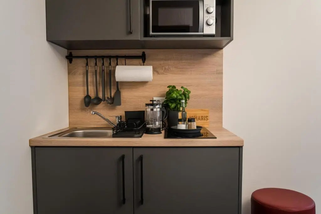 Point Hotel Apartments and Rooms