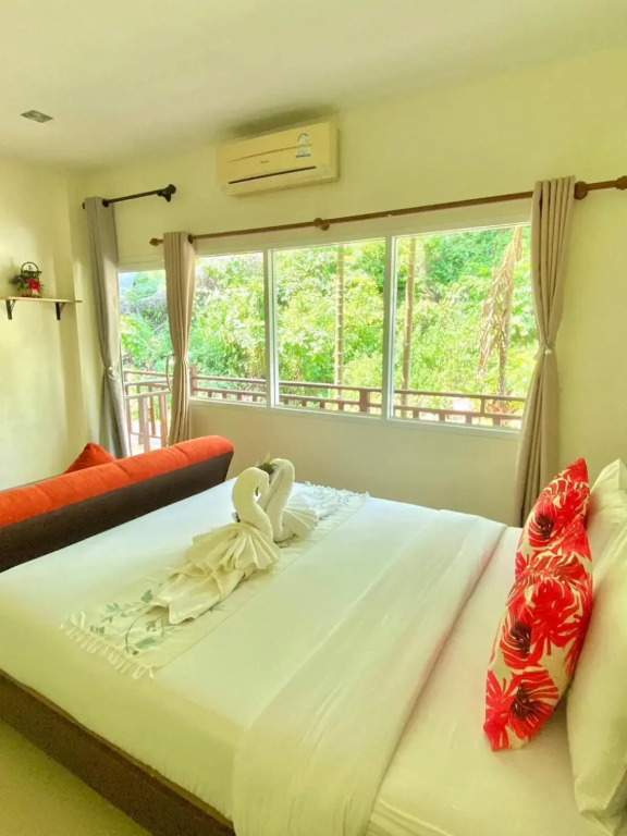 Pinky Bungalows Resort