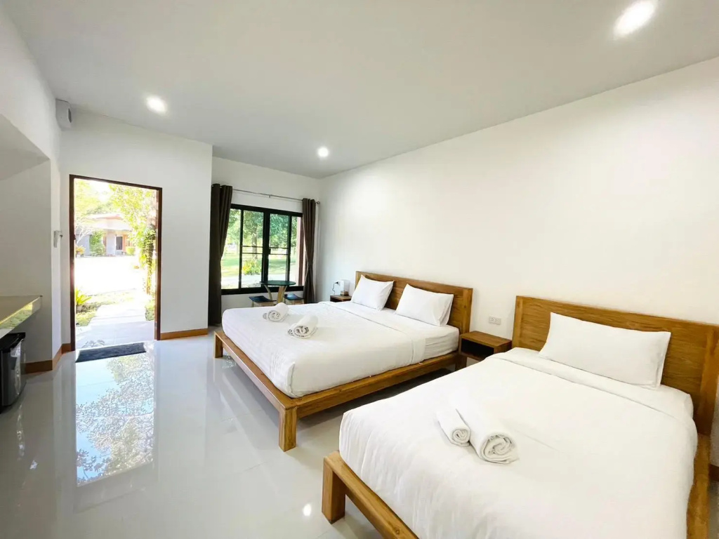 Baan Klang Suan Resort