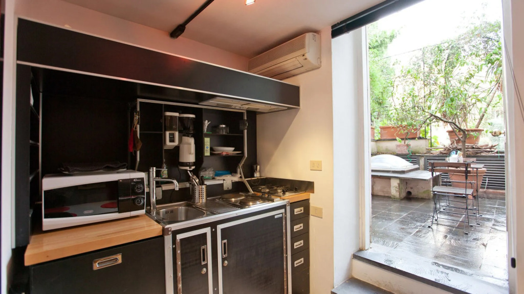 Rental In Rome Riari Loft