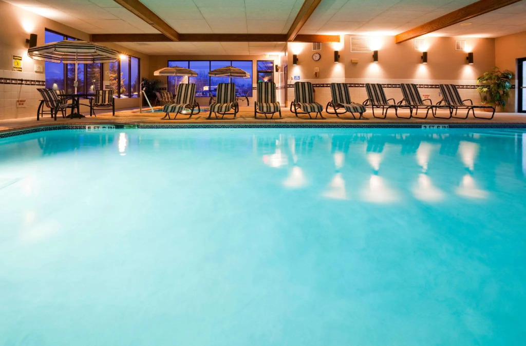Blue Way Inn Eagan Extended Stay Minneapolis Airport Eagan North MN
