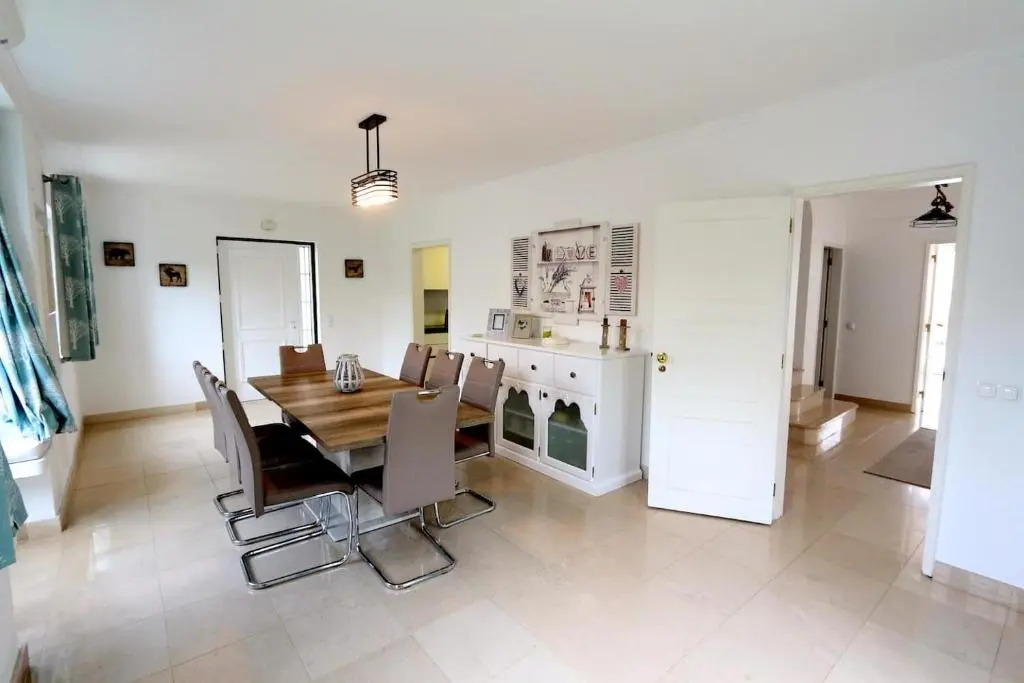 Elegant Vilamoura Old Town Villa Villa Rosa 6 Bedrooms Pool Table