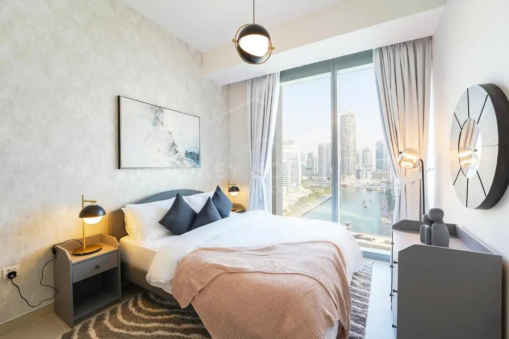 KeyHost - Modern 1BR Sea View - 52 42 Towers Dubai Marina - K1240
