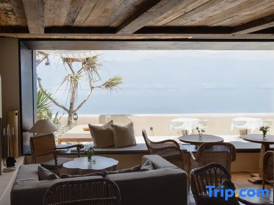 Liuyue·Haidongfang Cliff Seaview Hotel (Dali Erhai Flagship Store)