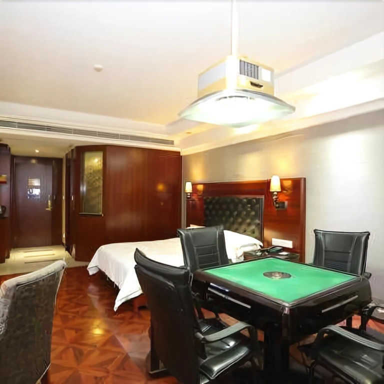 Madame Xiang's Business Hotel