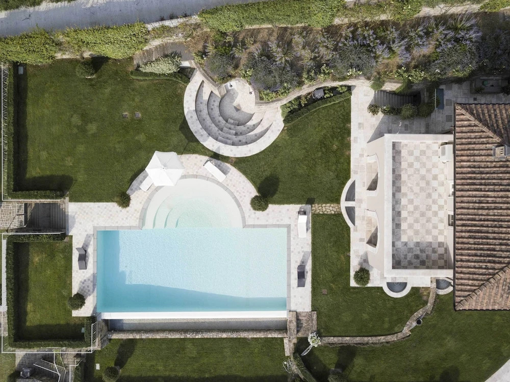 Villa Caiano - Luxury In Tuscany