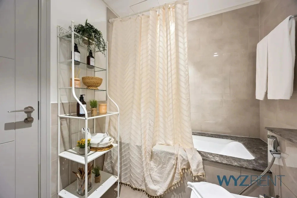 WYZ RENT|Emerald Boho Escape | Spots Filling Fast
