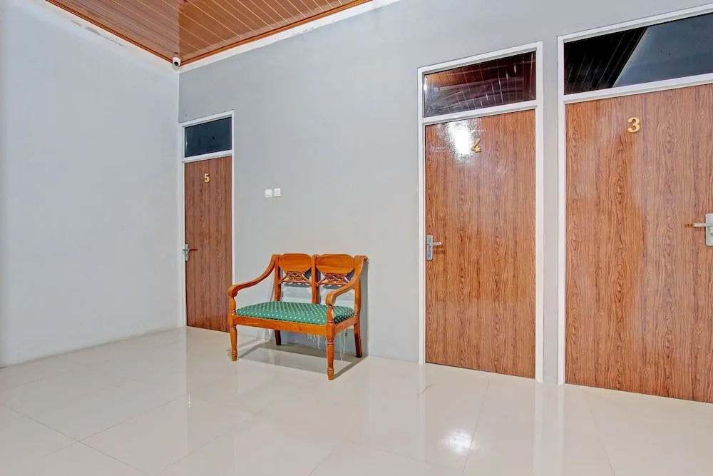 OYO 91960 Fariza House Syariah