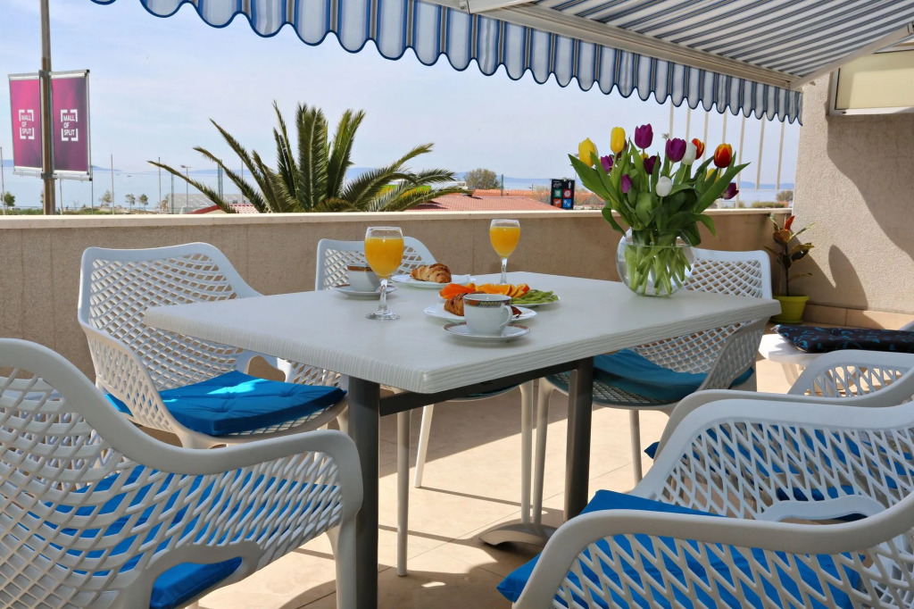 Beachfront Apartment Split
